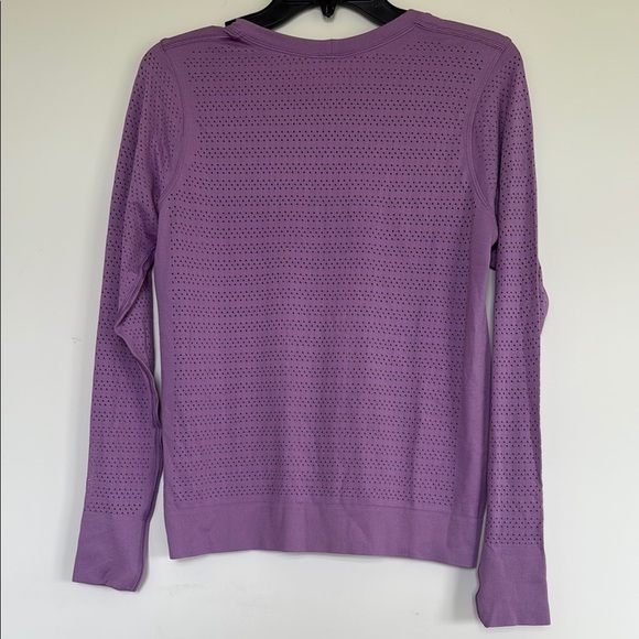 Lululemon Purple Women's Knit Top - Picture 4 of 4